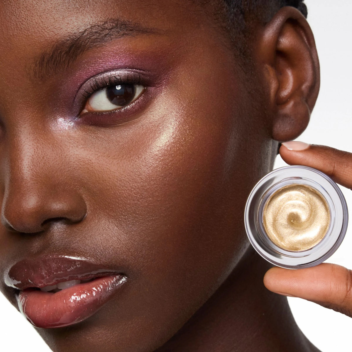 Ring & Shine Glossy Highlighter
